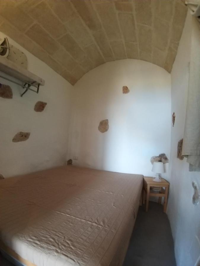 La Torre di Merlino Patù Esterno foto